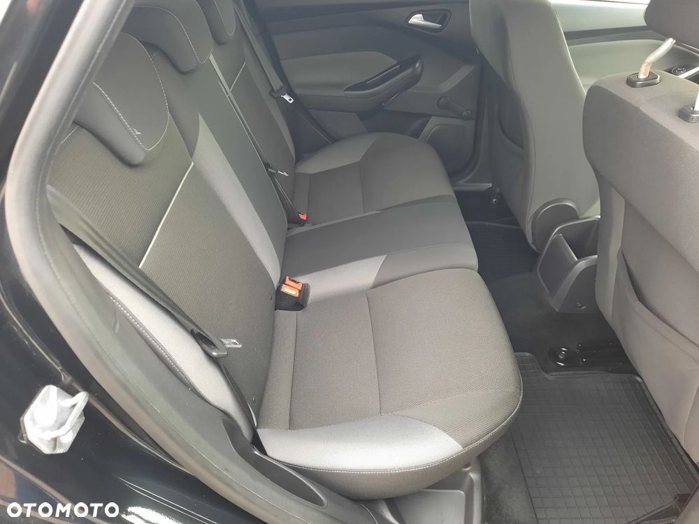 Ford Focus 1.6 Edition Start - 11