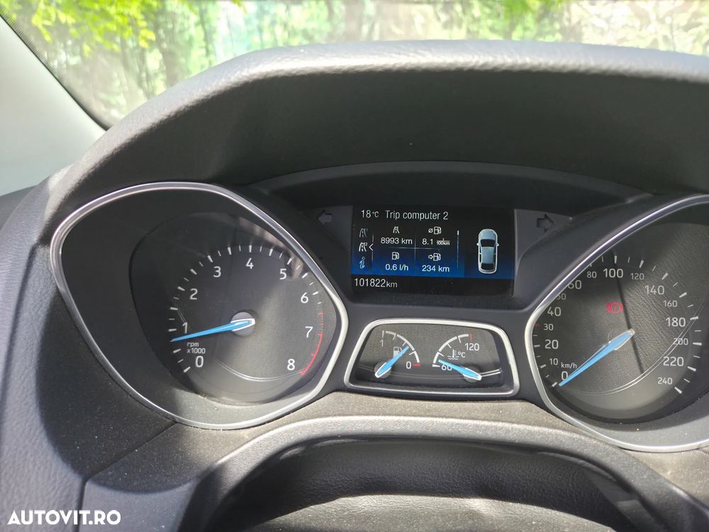 Ford Focus 1.0 EcoBoost Titanium - 19