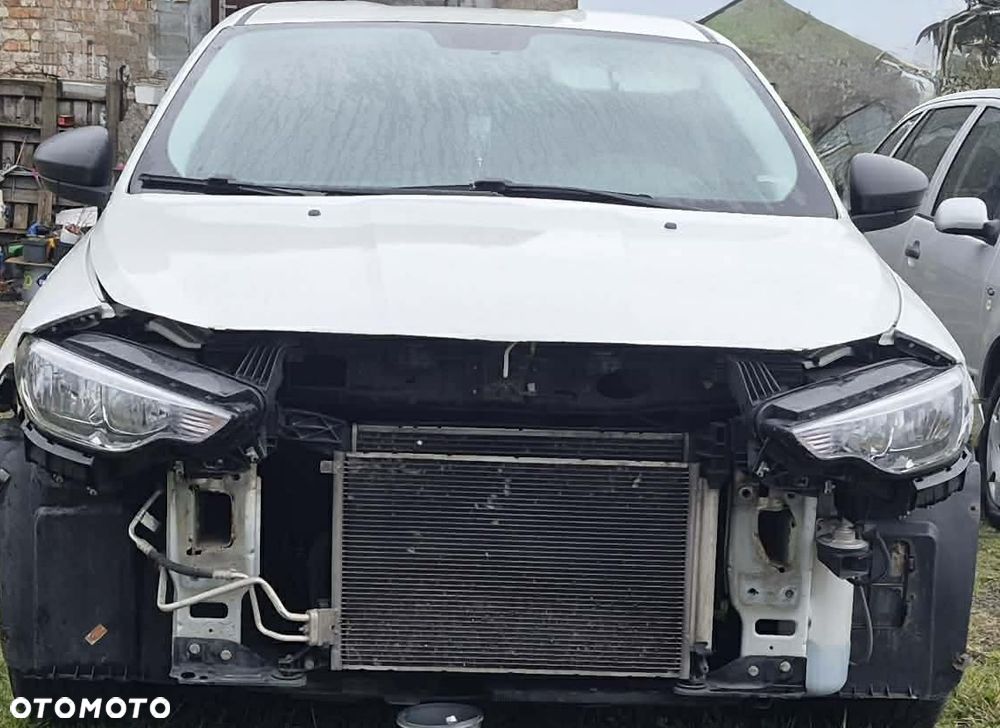 Fiat Tipo 1.4 16V - 8