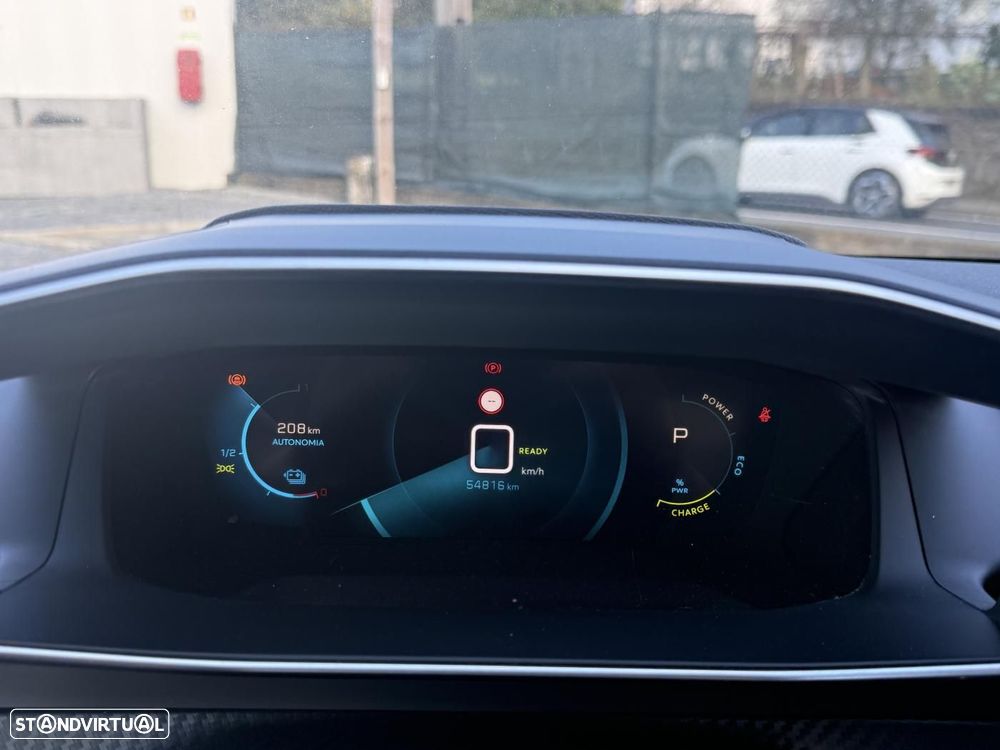 Peugeot e-208 50 kWh Allure - 29