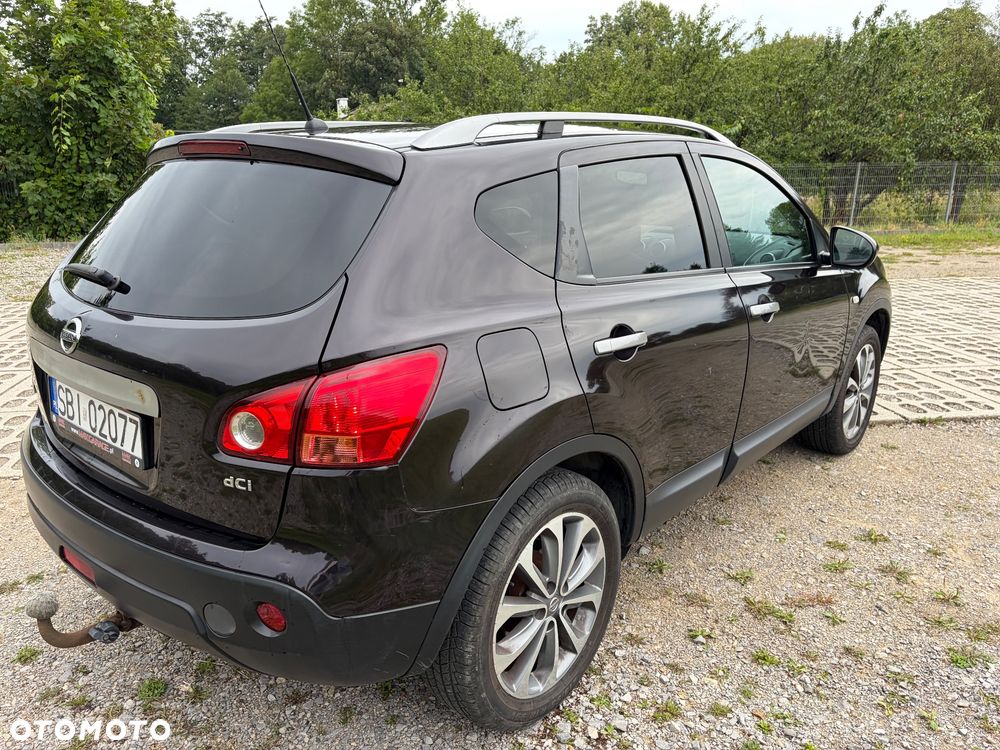 Nissan Qashqai 2.0 dCi 4x4 Tekna Premium - 4