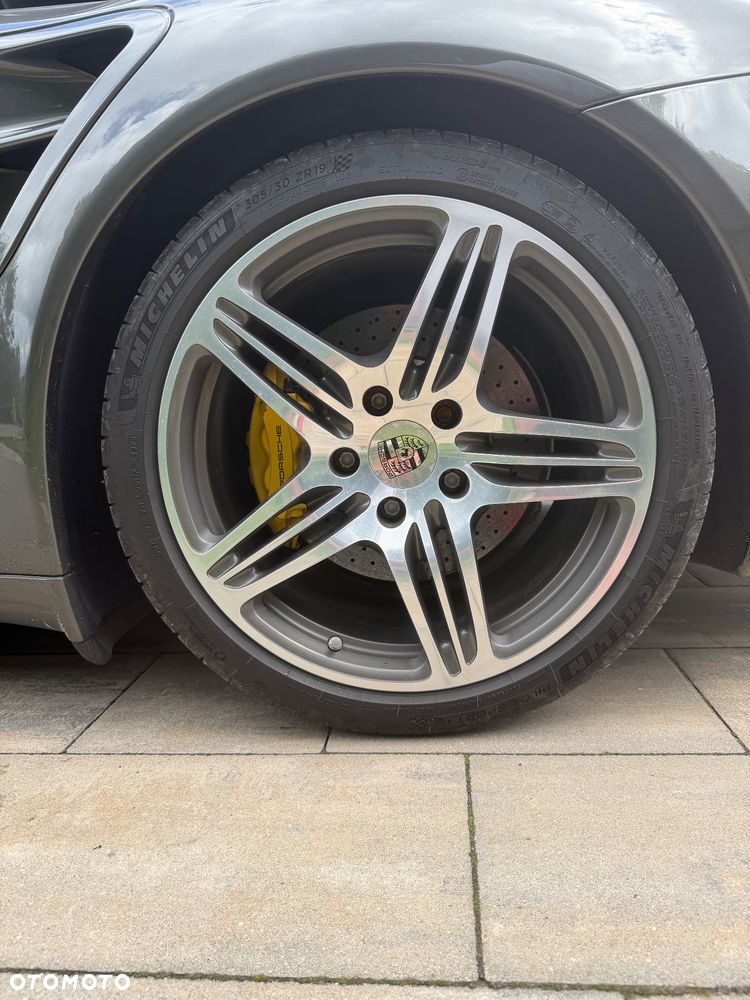 Porsche 911 Turbo Tiptronic S - 13