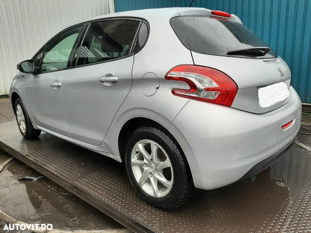 Aripa stanga spate Peugeot 208 2015 HATCHBACK 1.2 i EB2F - 6