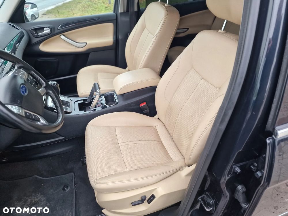 Ford Galaxy 2.0 TDCi Platinium X (Titanium) MPS6 - 18