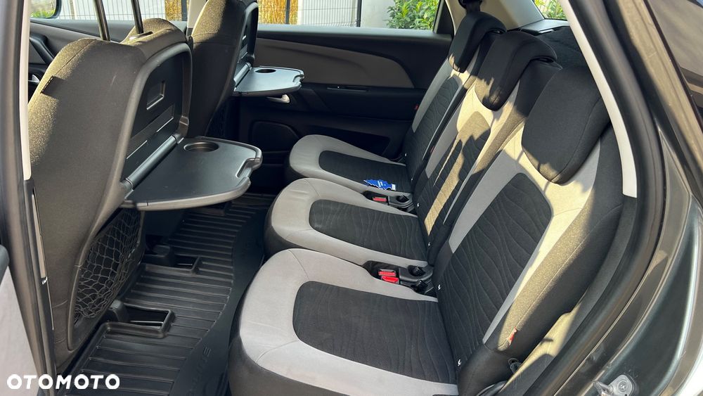 Citroën C4 Picasso - 16