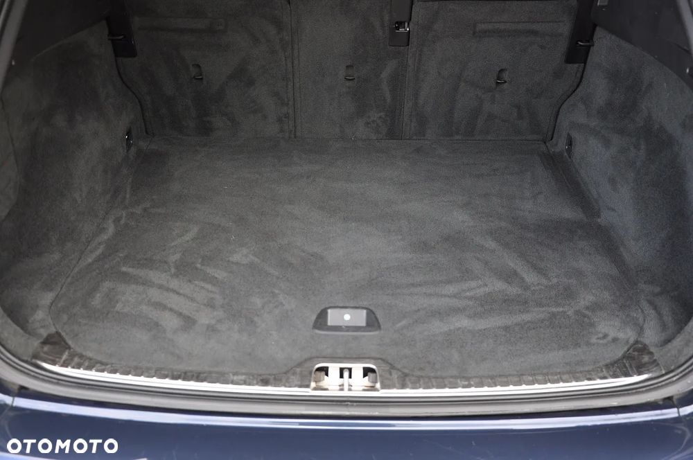 Volvo XC 60 - 22