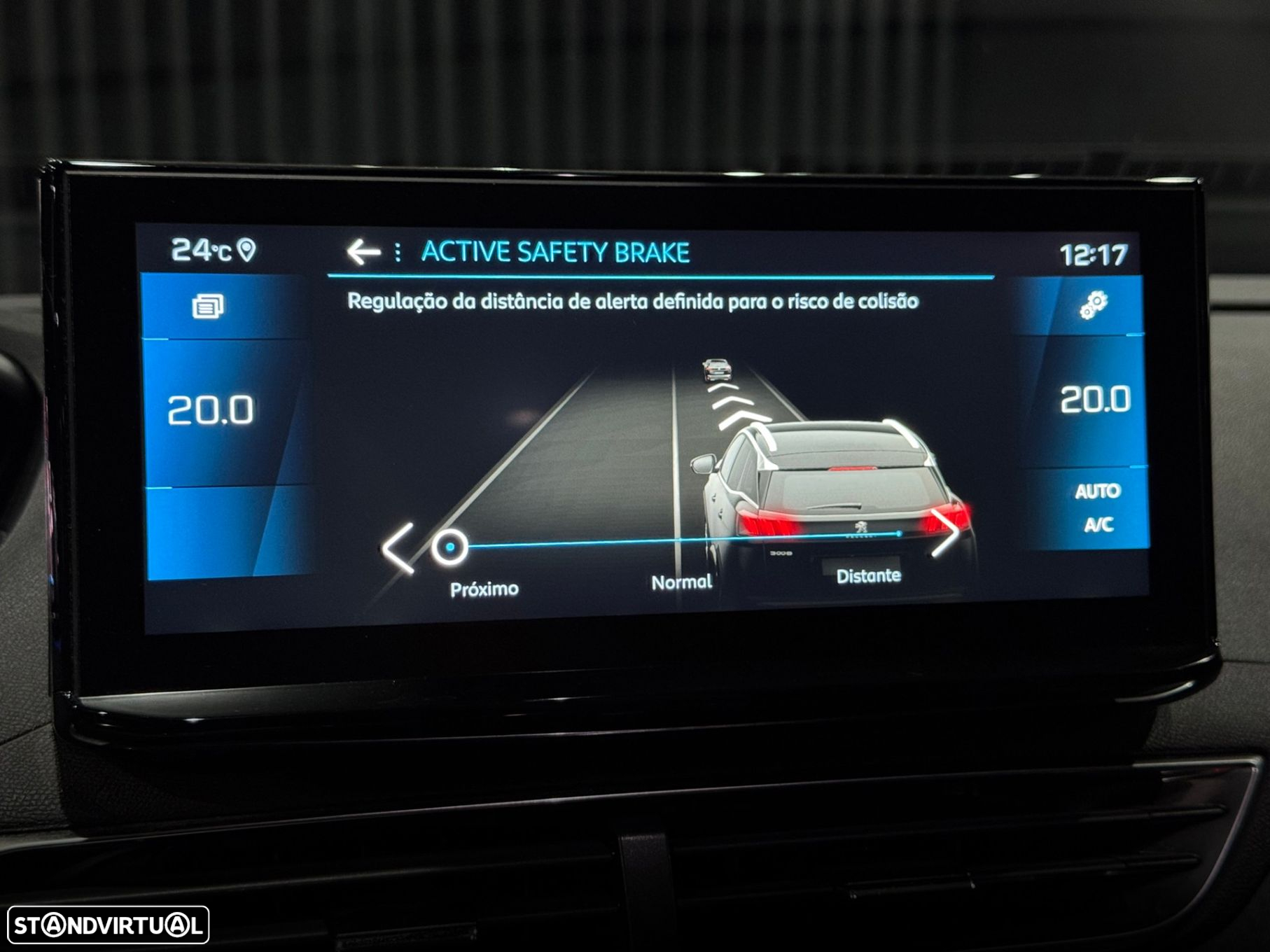 Peugeot 3008 1.5 BlueHDi Allure Pack EAT8 - 23