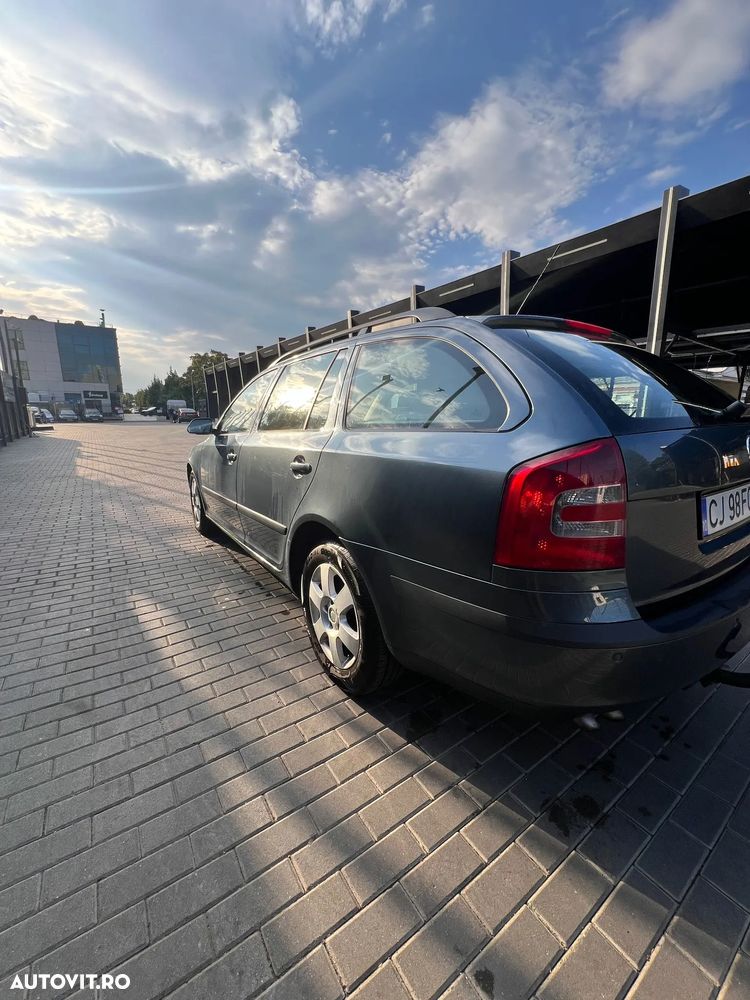 Skoda Octavia 1.9TDI Ambiente Aut - 4