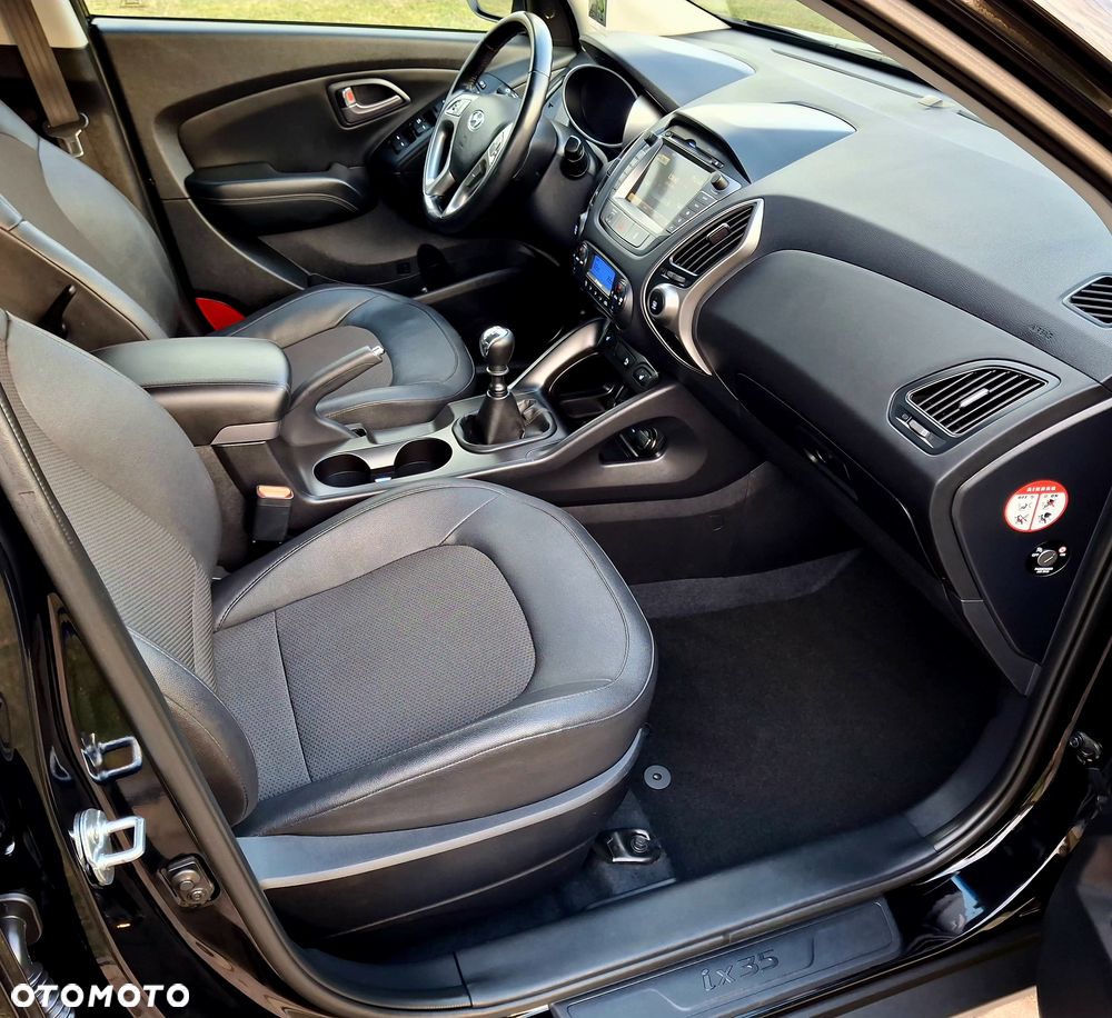 Hyundai ix35 blue 1.6 2WD Finale Gold - 27