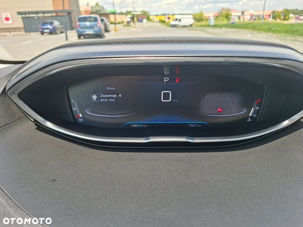 Peugeot 5008 - 29