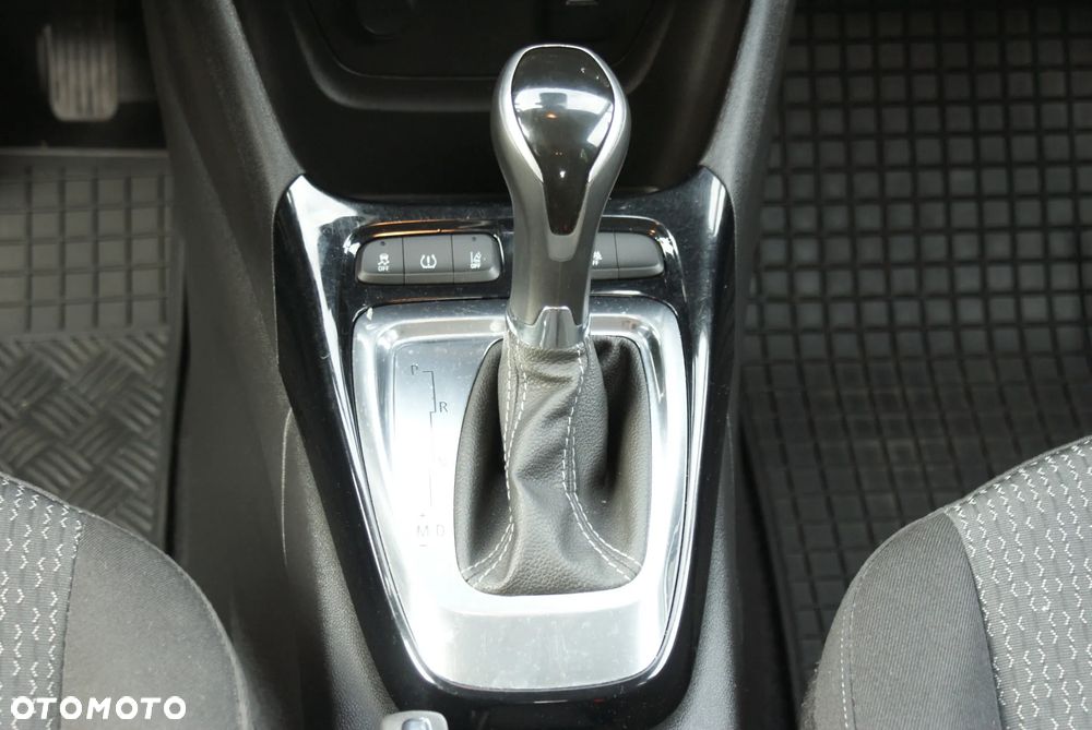 Opel Crossland X - 8