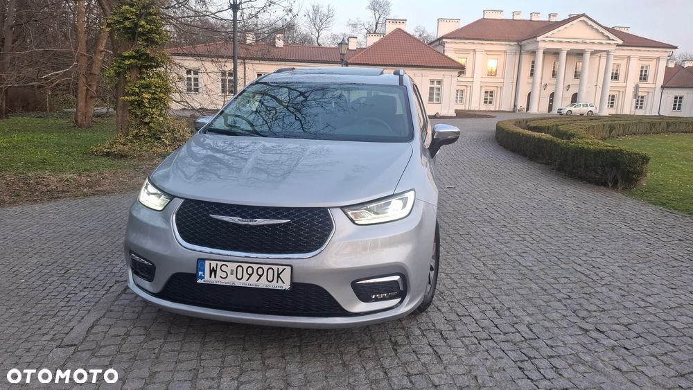 Chrysler Pacifica - 7