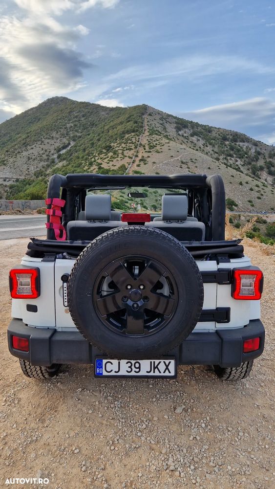Jeep Wrangler - 2