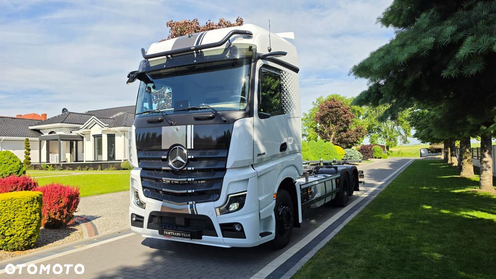Mercedes-Benz ///ACTROS///2545/// MP5///2022///BIG SPACE///NOWY/// NIE UŻYWANY///BDF///JEDYNE 5700  KM/// VIRTUAL COCPIT///FULL LED/// KLIMATYZACJA POSTOJOWA/// NAWIGACJA///SALONKA///STAN  FABRYCZNIE NOWY - 1
