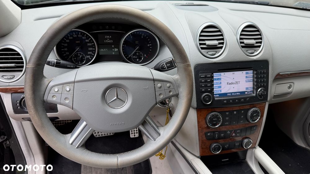 Mercedes-Benz GL 320 CDI 4Matic 7G-TRONIC - 11