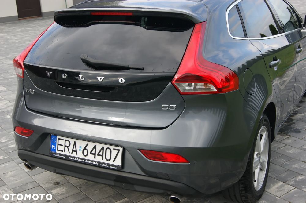 Volvo V40 D3 Momentum - 7