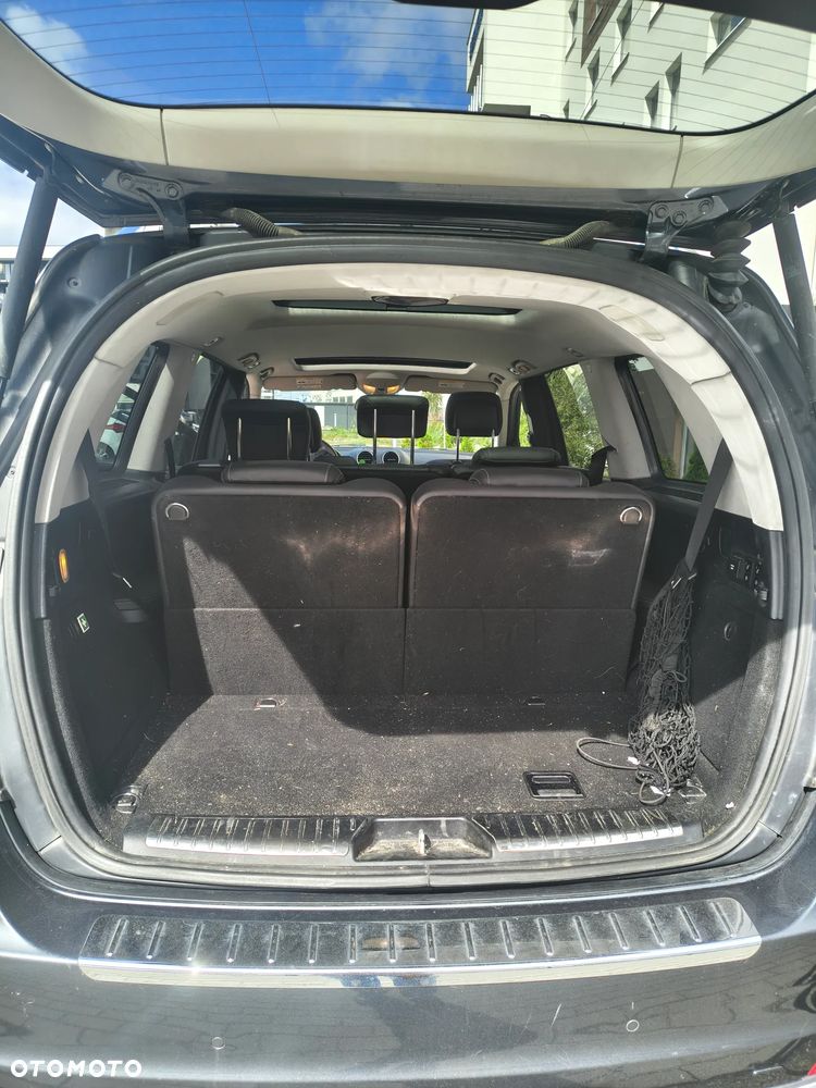 Mercedes-Benz GL 450 - 9