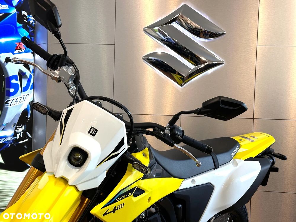 Suzuki DR-Z - 10