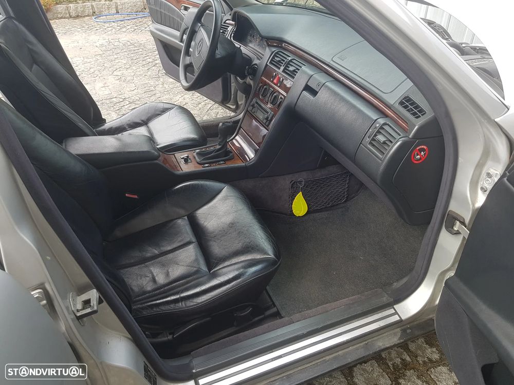 Mercedes-Benz E 220 CDI Classic - 7