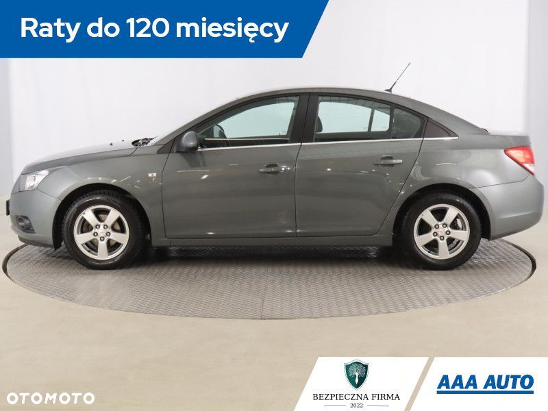 Chevrolet Cruze - 4