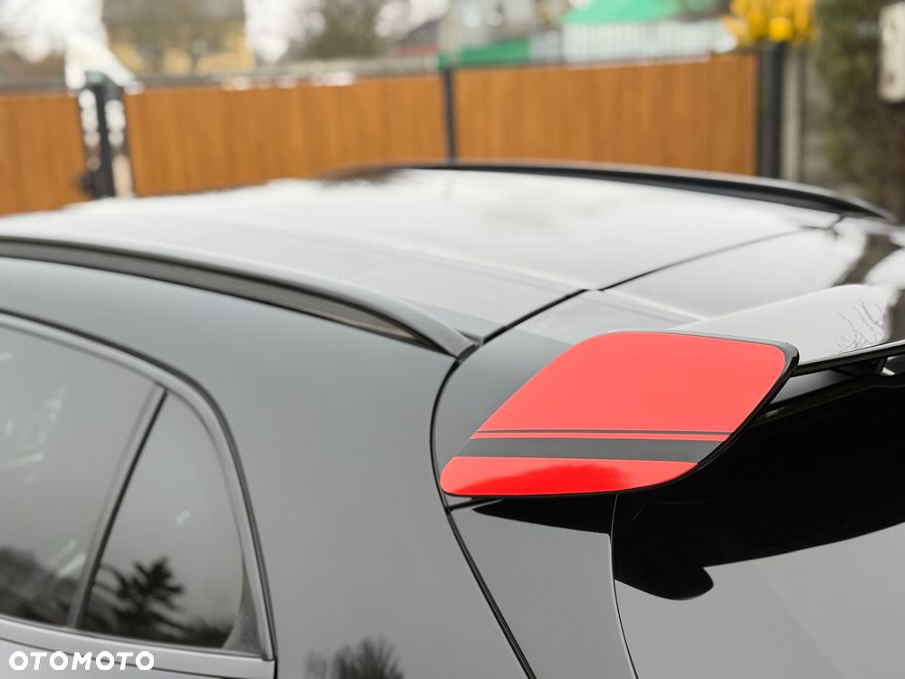 Mercedes-Benz GLA 45 AMG 4-Matic Edition 1 - 17