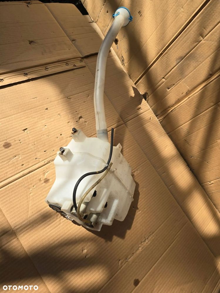 zbiorniczek spryskiwzczy infinity i fx 35 fx45 - 3