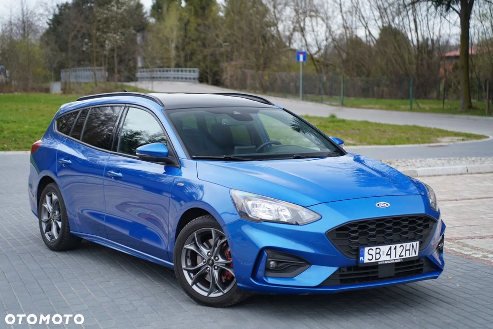 Ford Focus 1.5 EcoBlue Start-Stopp-System ST-LINE