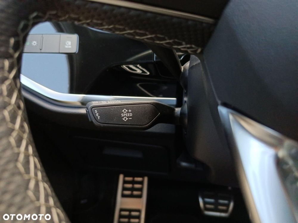 Audi Q3 - 24