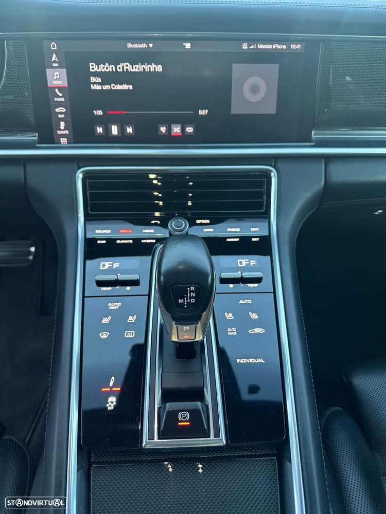 Porsche Panamera Sport Turismo - 25