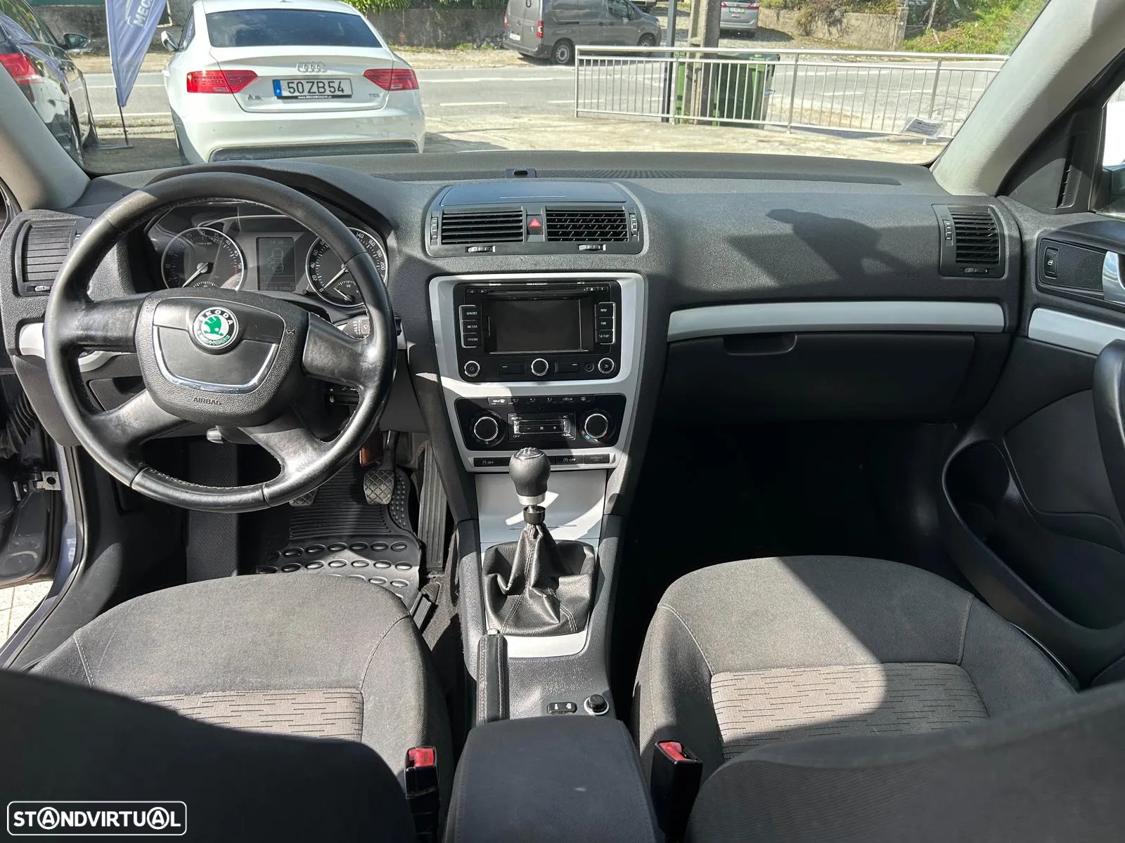 Skoda Octavia Break 1.6 TDi Ambition - 9