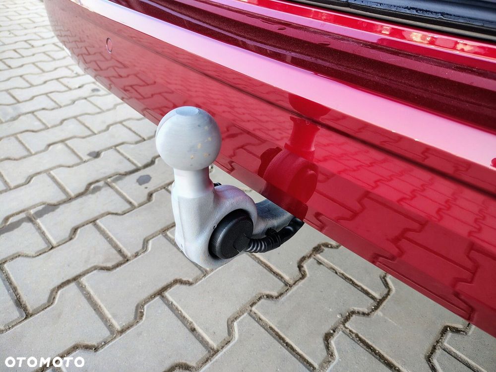 Volkswagen california Nowa California Beach silnik: 2,0 l TSI OPF 204 KM / skrzynia biegów: 7-biegowa DSG rozstaw osi: 3124 mm - 13
