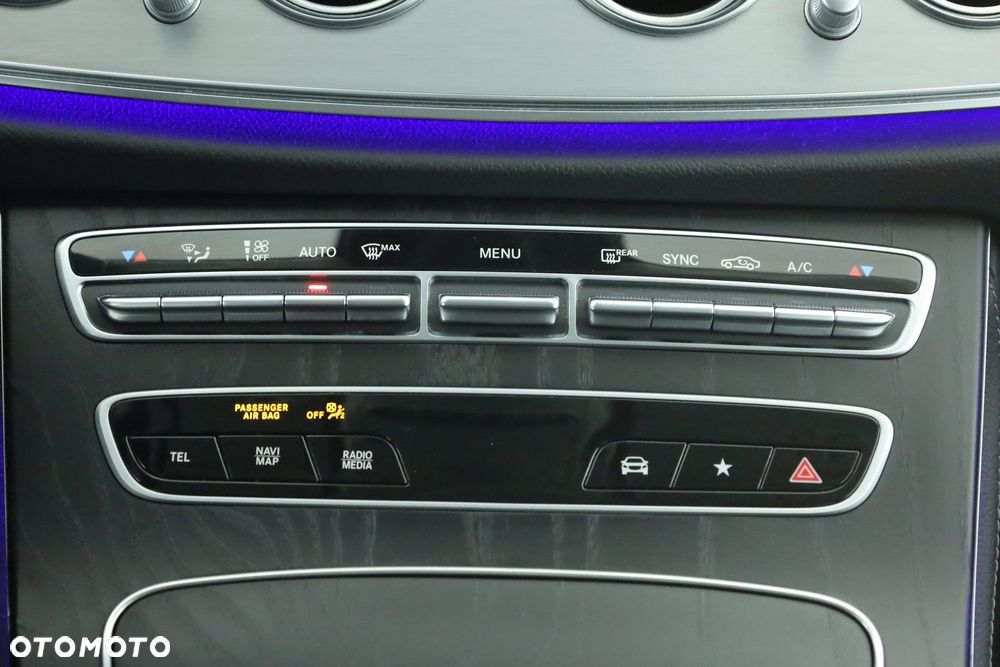 Mercedes-Benz Klasa E 220 d 4-Matic Avantgarde - 11
