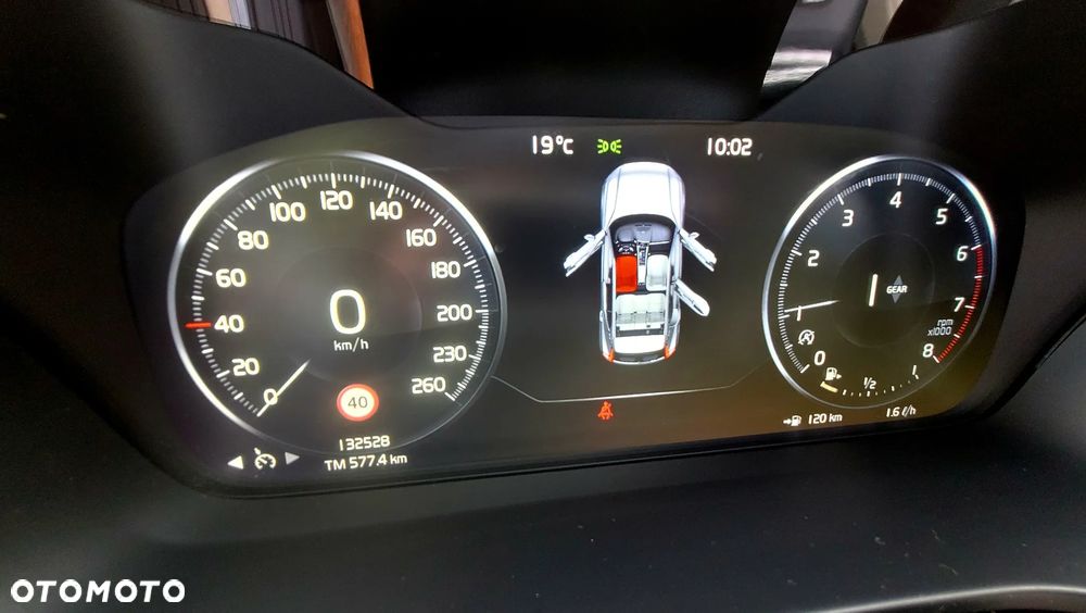 Volvo XC 40 T3 Momentum - 16