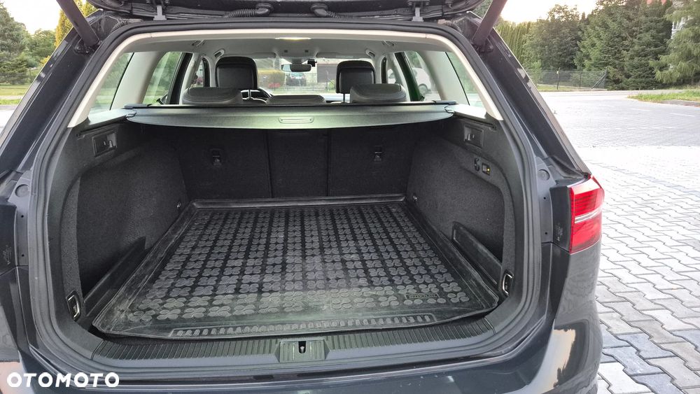 Volkswagen Passat 2.0 TDI BMT Highline DSG - 14