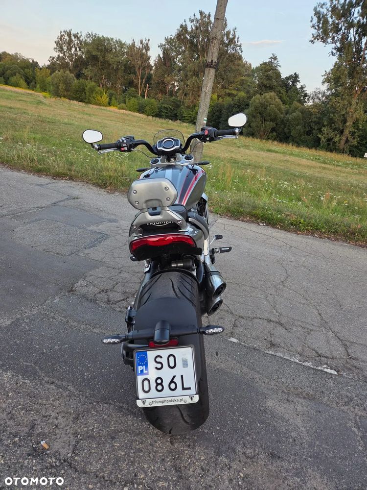 Triumph Rocket - 11