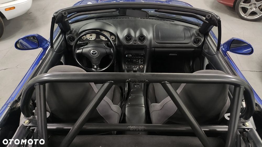 Mazda MX-5 1.9i 16V - 8