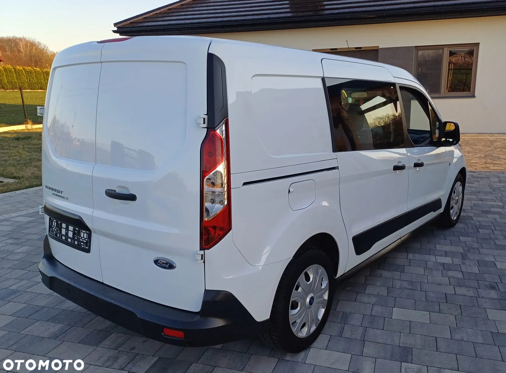 Ford Transit Connect - 3