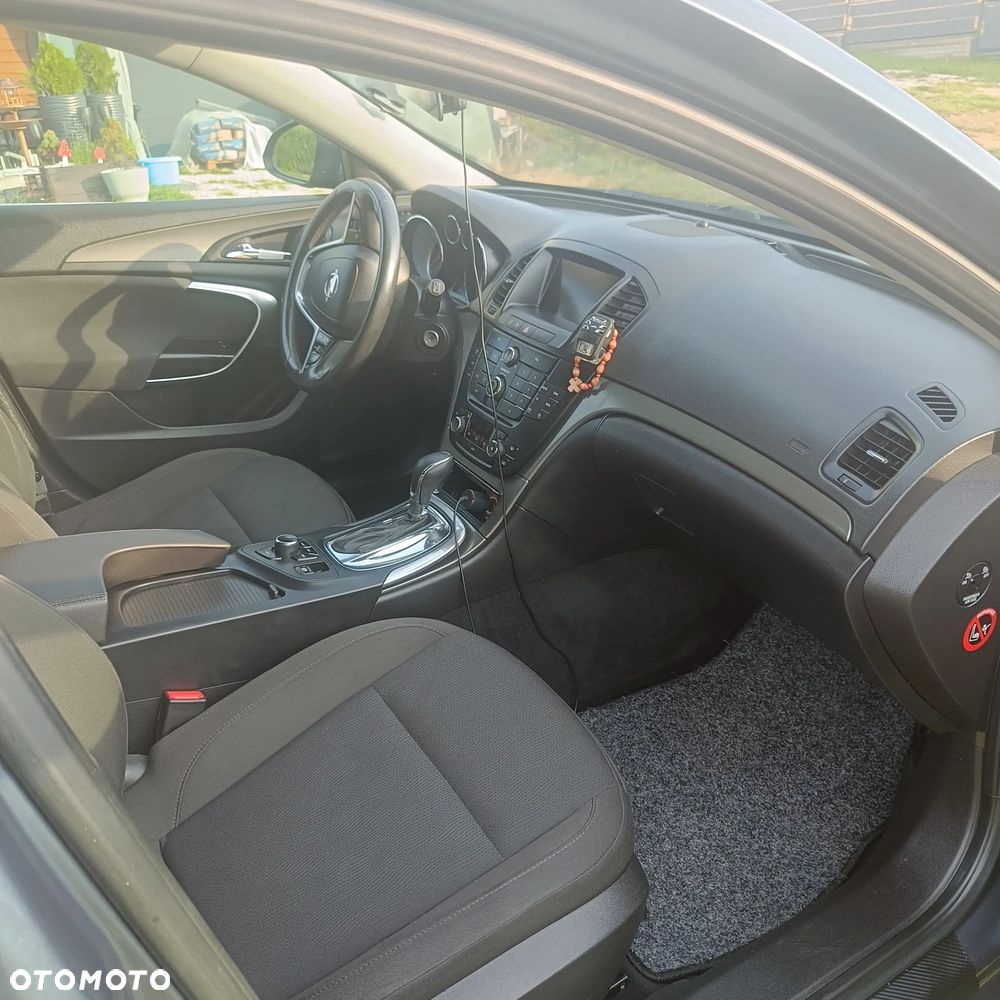 Opel Insignia - 16