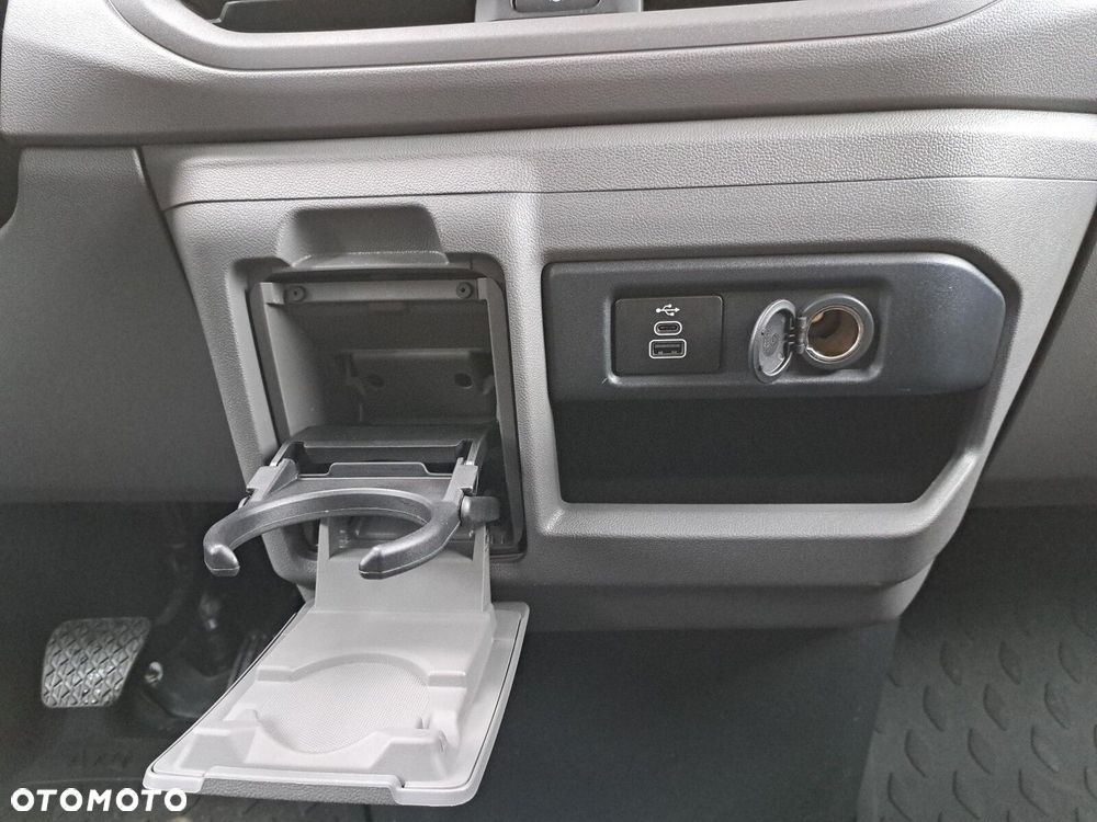 Volkswagen Transporter Furgon, 2,0 l TDI 170 KM / 8-bieg.automatyczna r. o: 3500 mm - 19