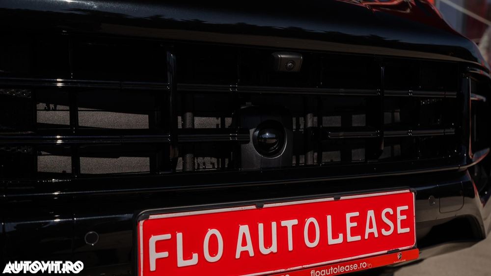 Porsche Cayenne Coupe - 11