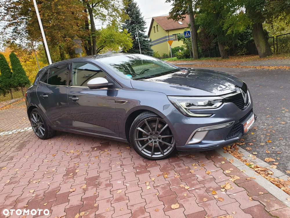 Renault Megane ENERGY TCe 205 EDC GT - 3