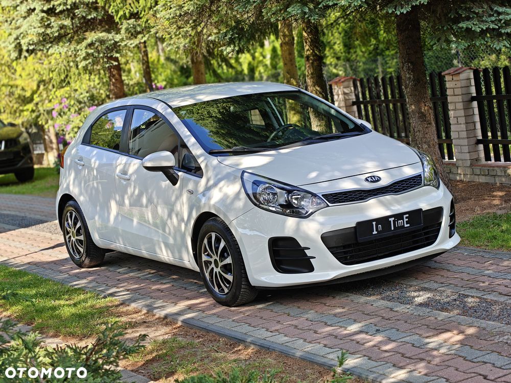Kia Rio - 1