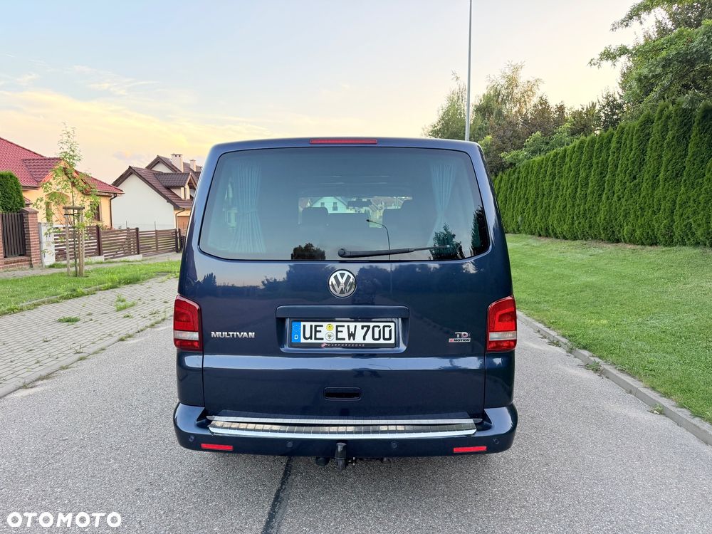 Volkswagen Multivan - 27
