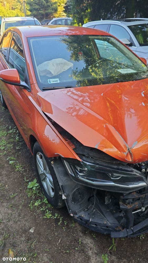 Volkswagen Polo - 1
