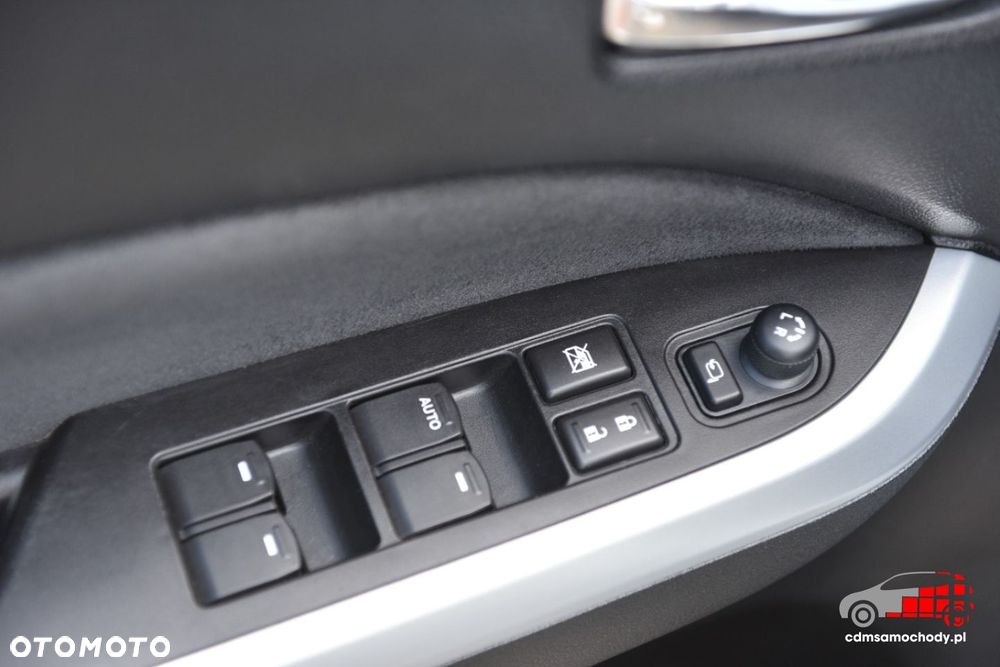 Suzuki Vitara - 16