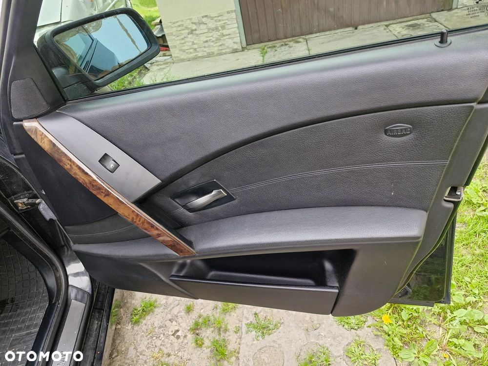 BMW Seria 5 - 11