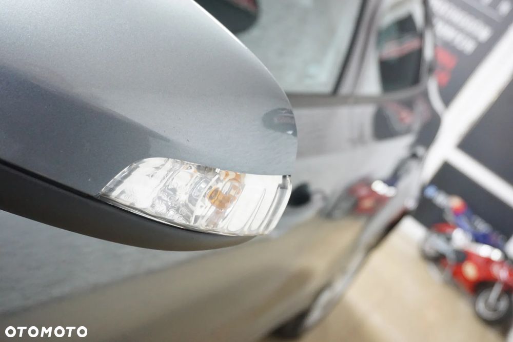 Volvo V40 D2 Kinetic - 11