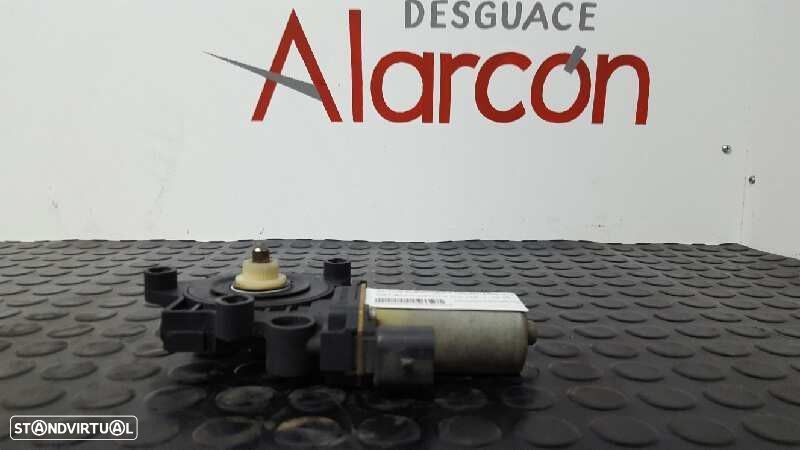 MOTOR ELEVADOR FRENTE ESQUERDO FIAT STILO (192) 1.9 JTD 115 - 1