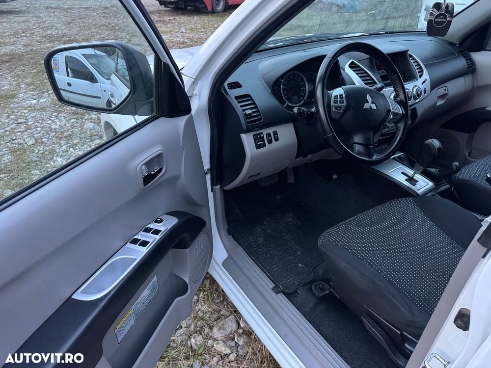Mitsubishi L200 Pick Up 4x4 Autm. Intense Double Cab - 16
