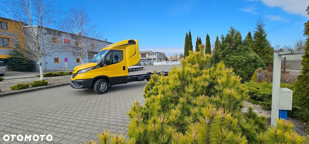 Iveco Daily - 12